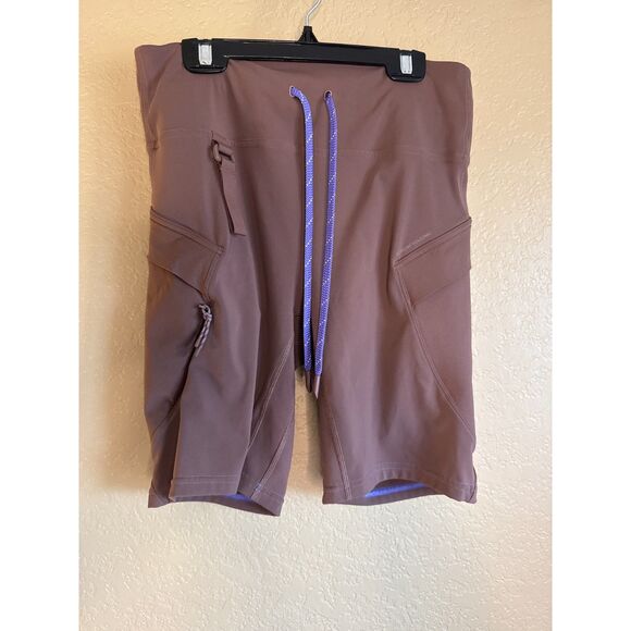 Lululemon Fast and Free Super High Rise Cargo Hiking Bike Shorts Size 10 Brown - Picture 1 of 7